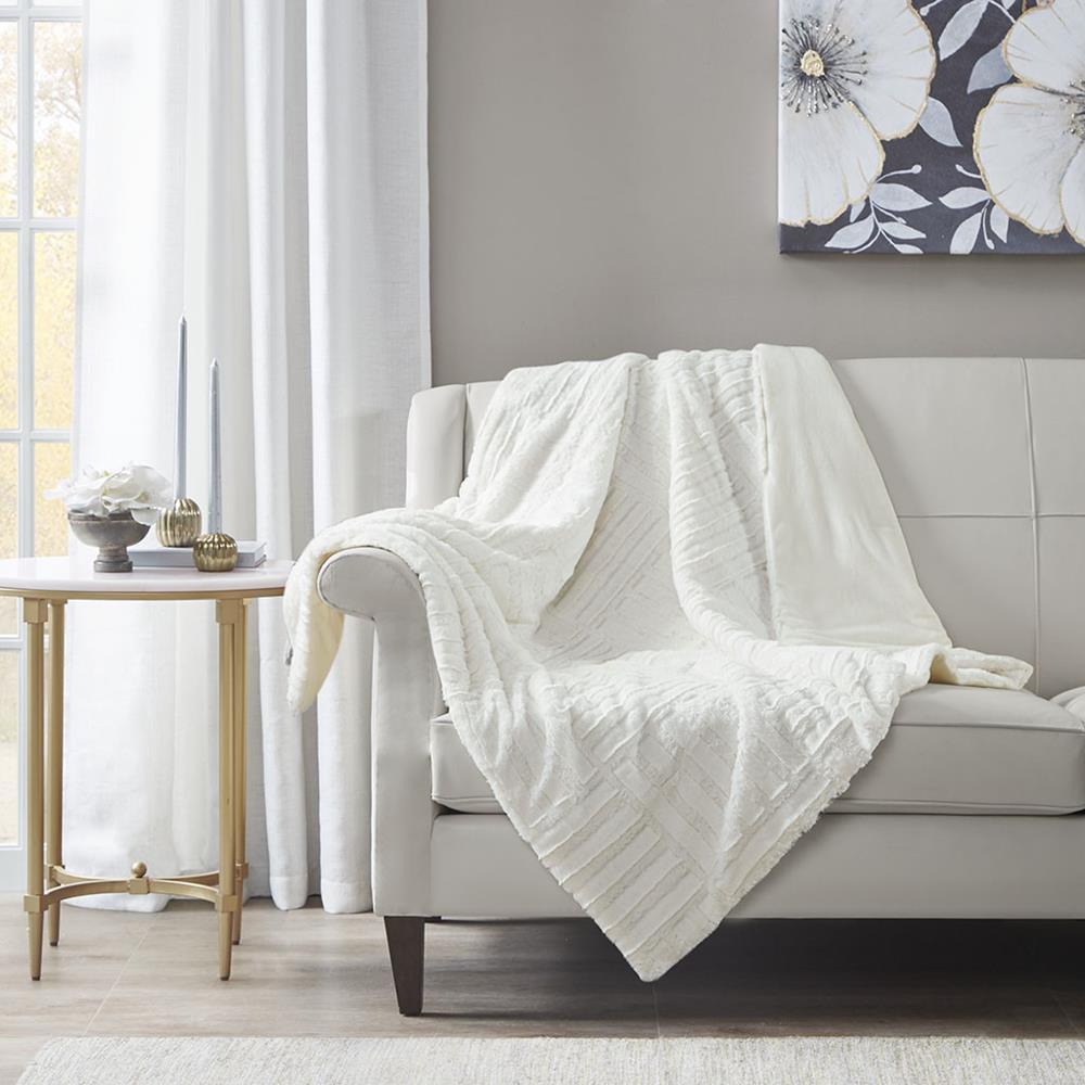 Madison Park Arctic Ultra Plush Down Alternative Throw 50x60"
