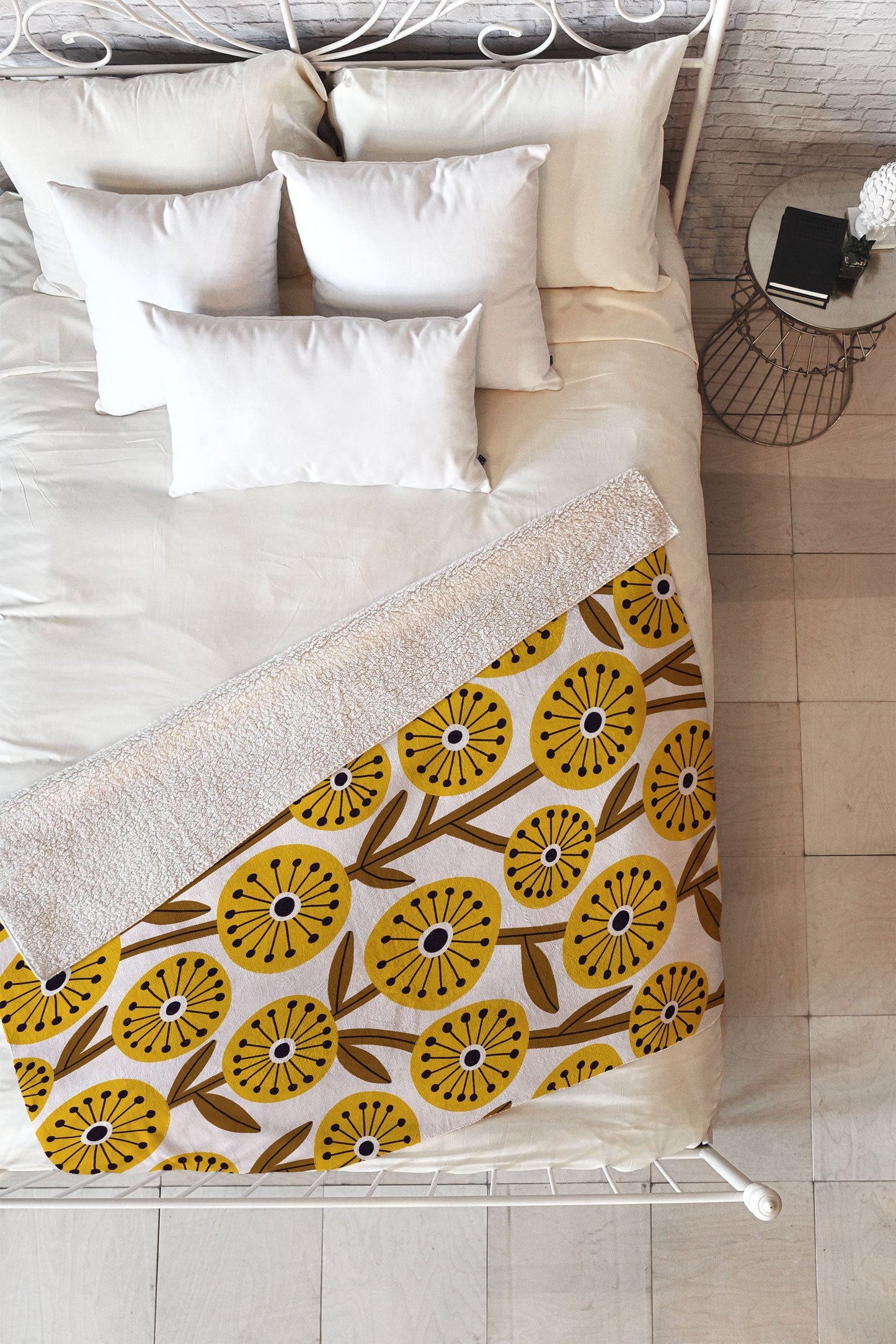 Century Garden Fleece Throw Blanket (DS) DD