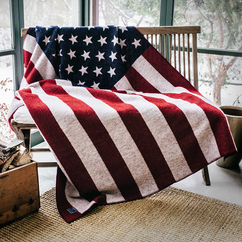 1 American Flag Wool Throw