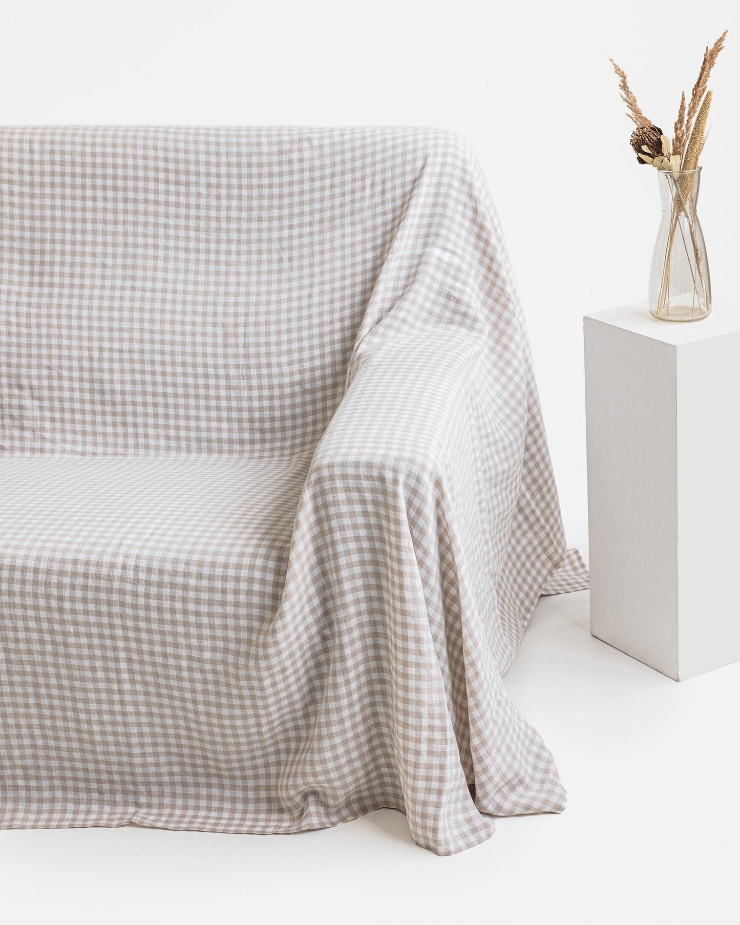 Linen couch cover in Natural gingham