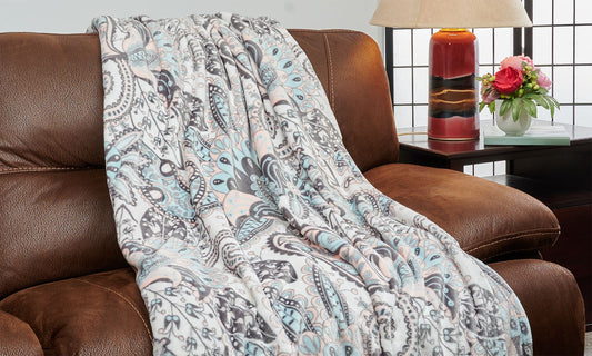 Isabelle Flannel Fleece Plush Blanket